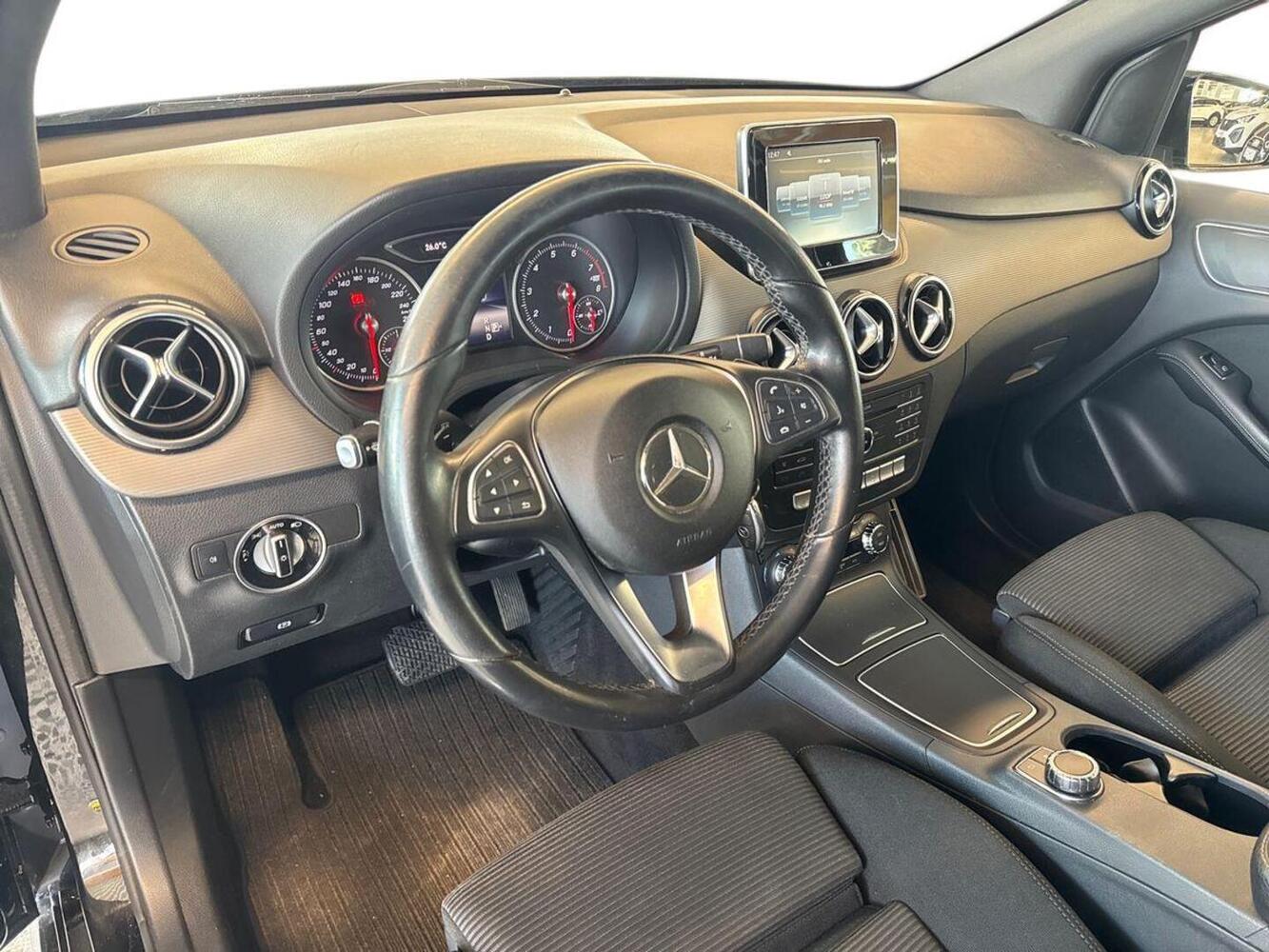 Mercedes-Benz B vaihtoauto