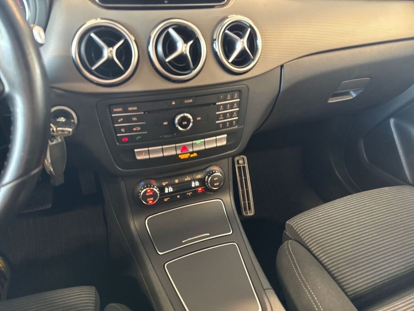 Mercedes-Benz B vaihtoauto