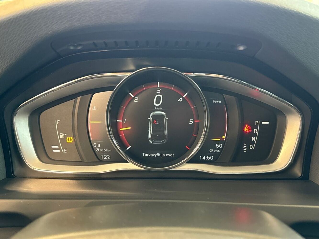 Volvo V60 Cross Country vaihtoauto