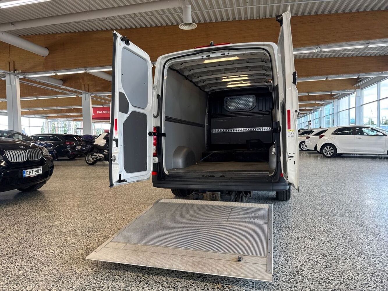 Volkswagen Crafter vaihtoauto