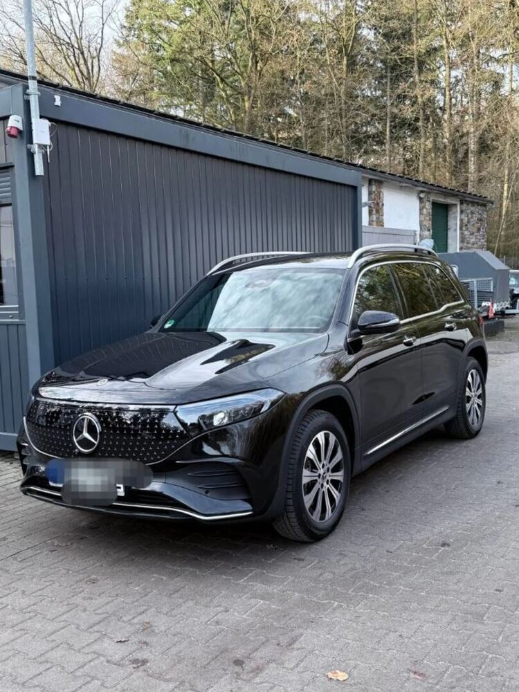 Mercedes-Benz EQB vaihtoauto