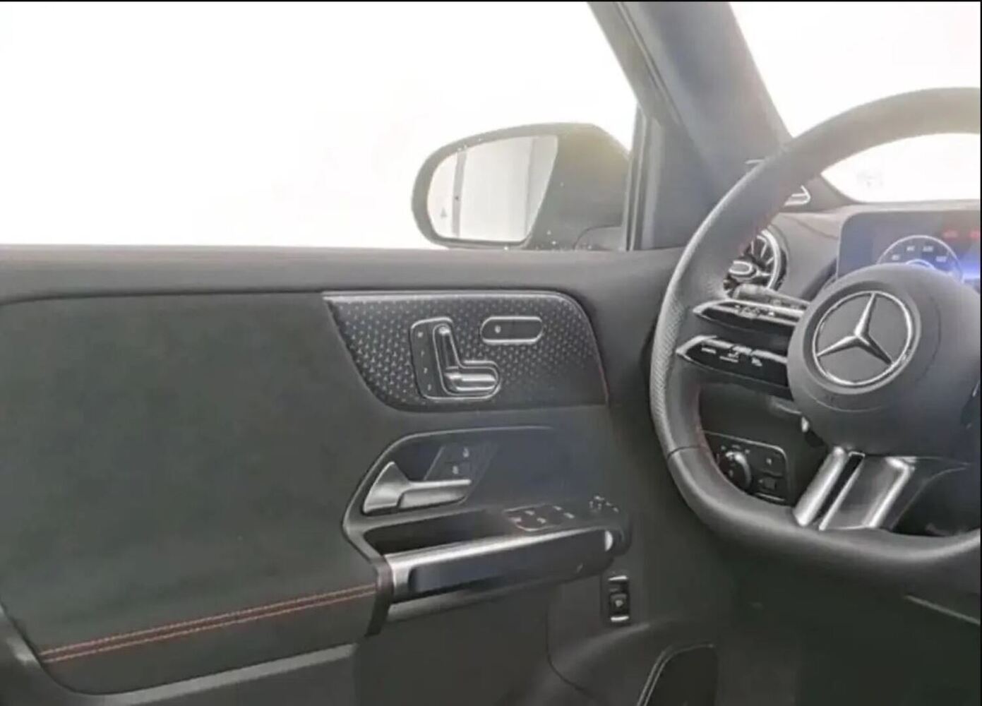 Mercedes-Benz EQB vaihtoauto