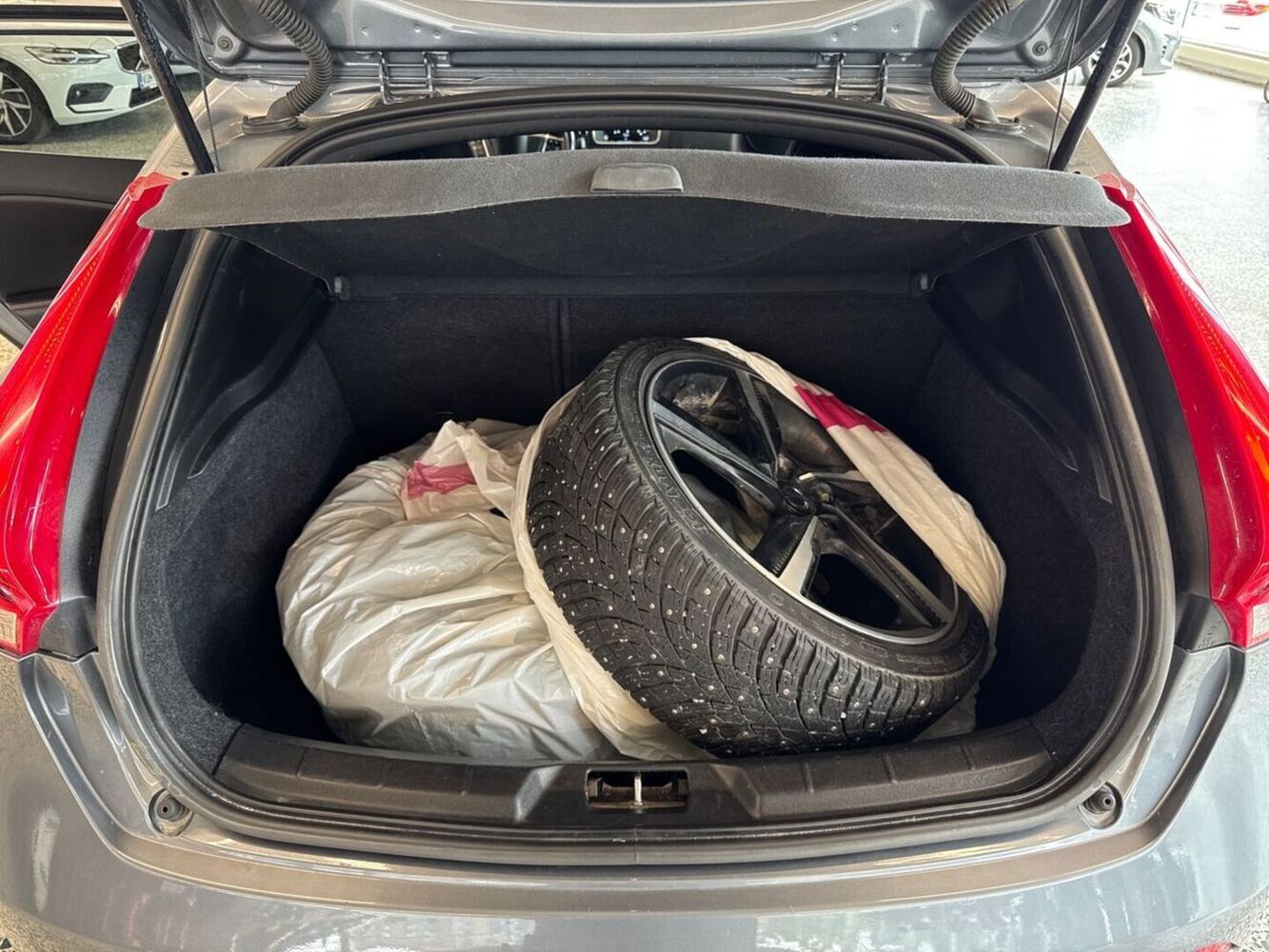 Volvo V40 vaihtoauto