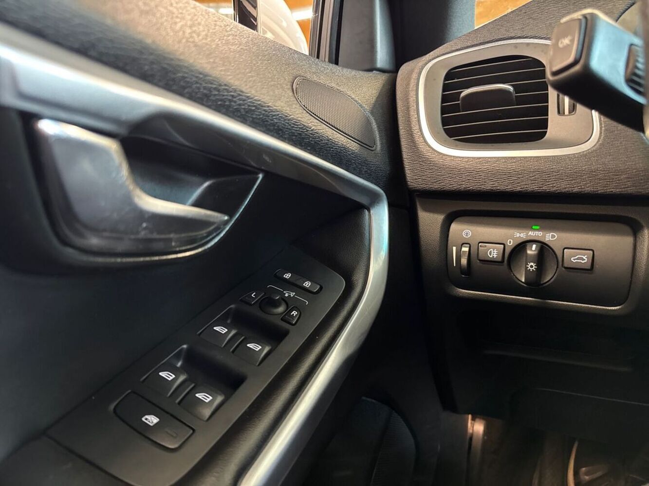 Volvo V40 vaihtoauto