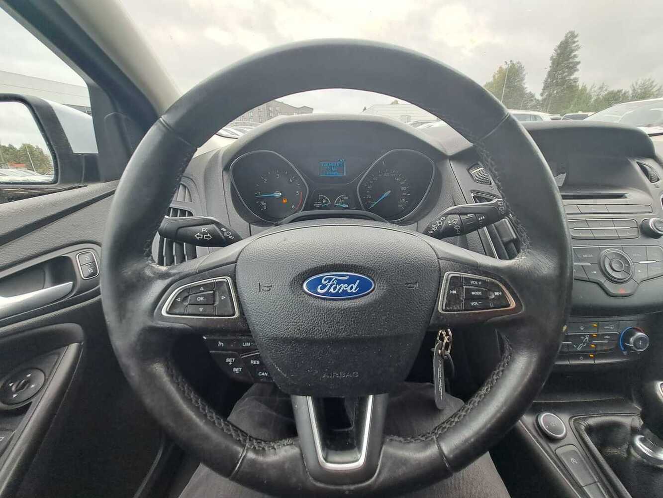Ford Focus vaihtoauto