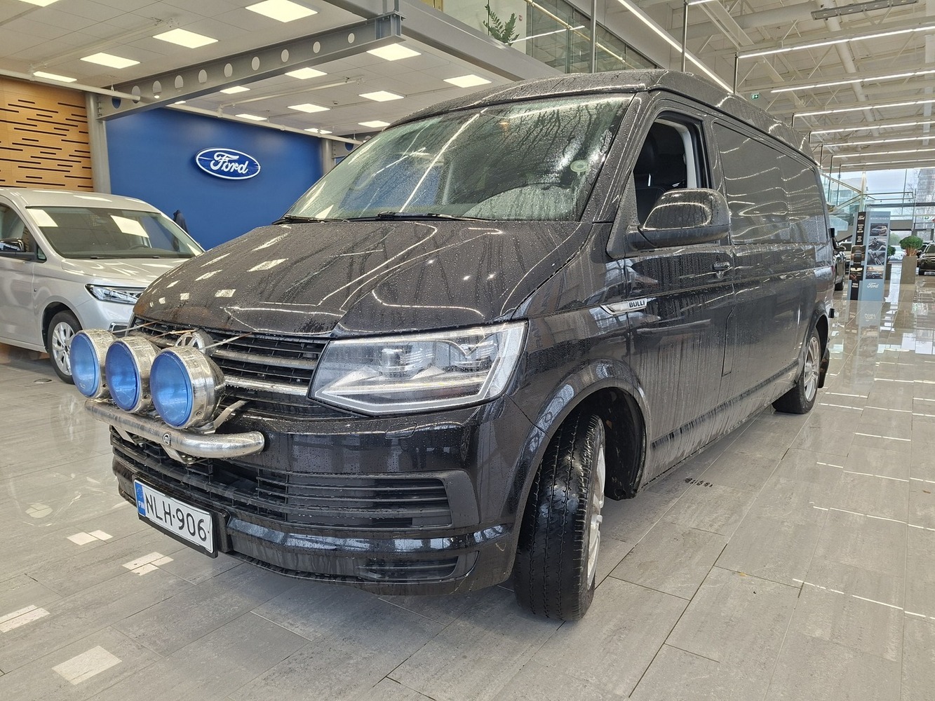Volkswagen Transporter vaihtoauto