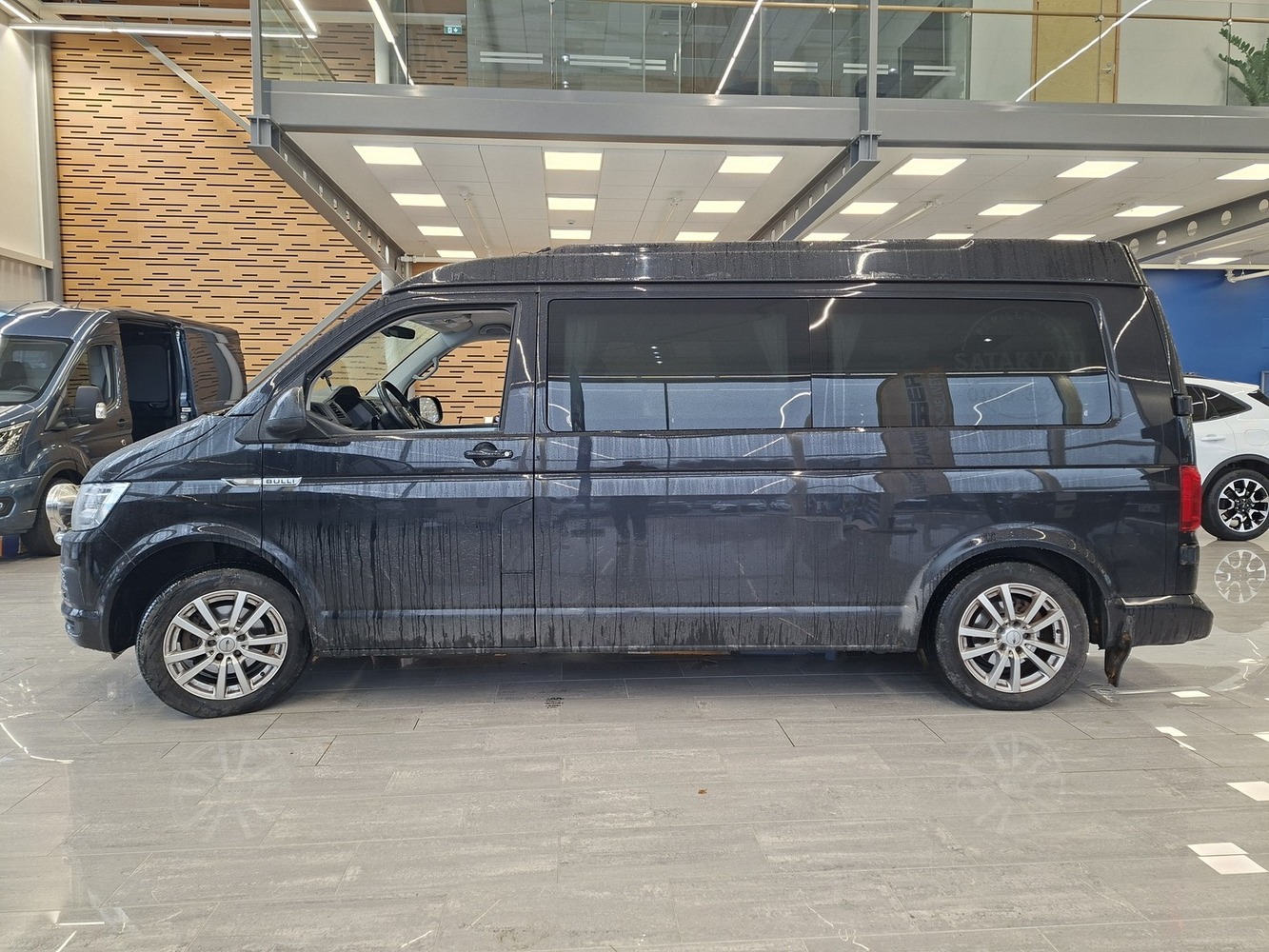 Volkswagen Transporter vaihtoauto