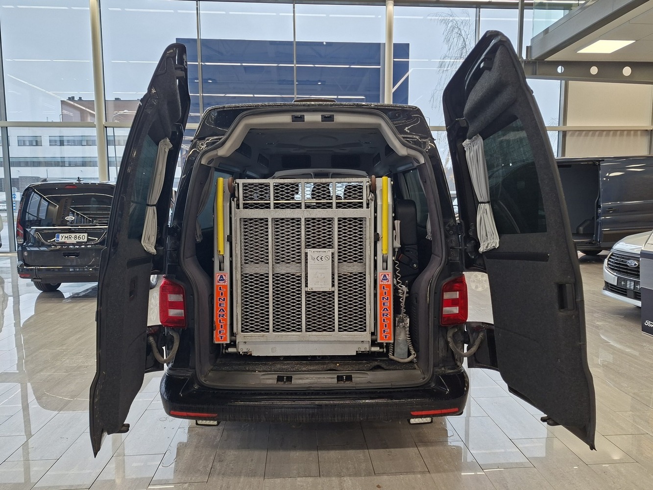 Volkswagen Transporter vaihtoauto