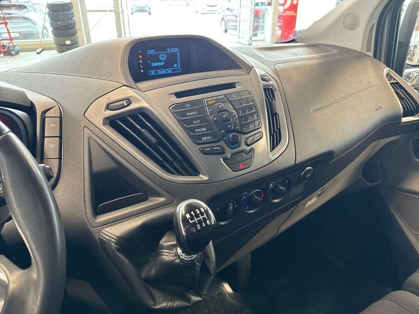 Ford Tourneo vaihtoauto