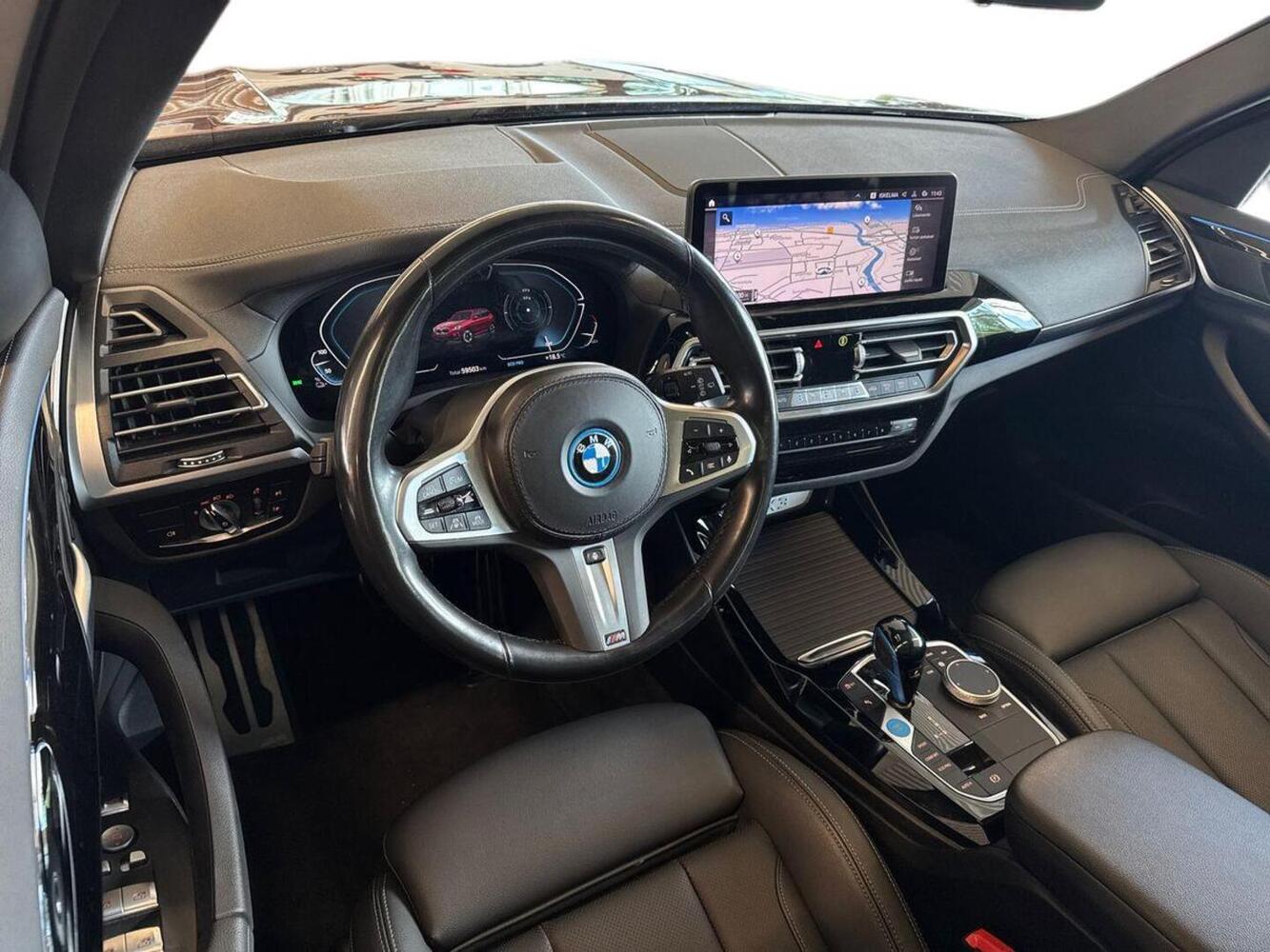 BMW iX3 vaihtoauto