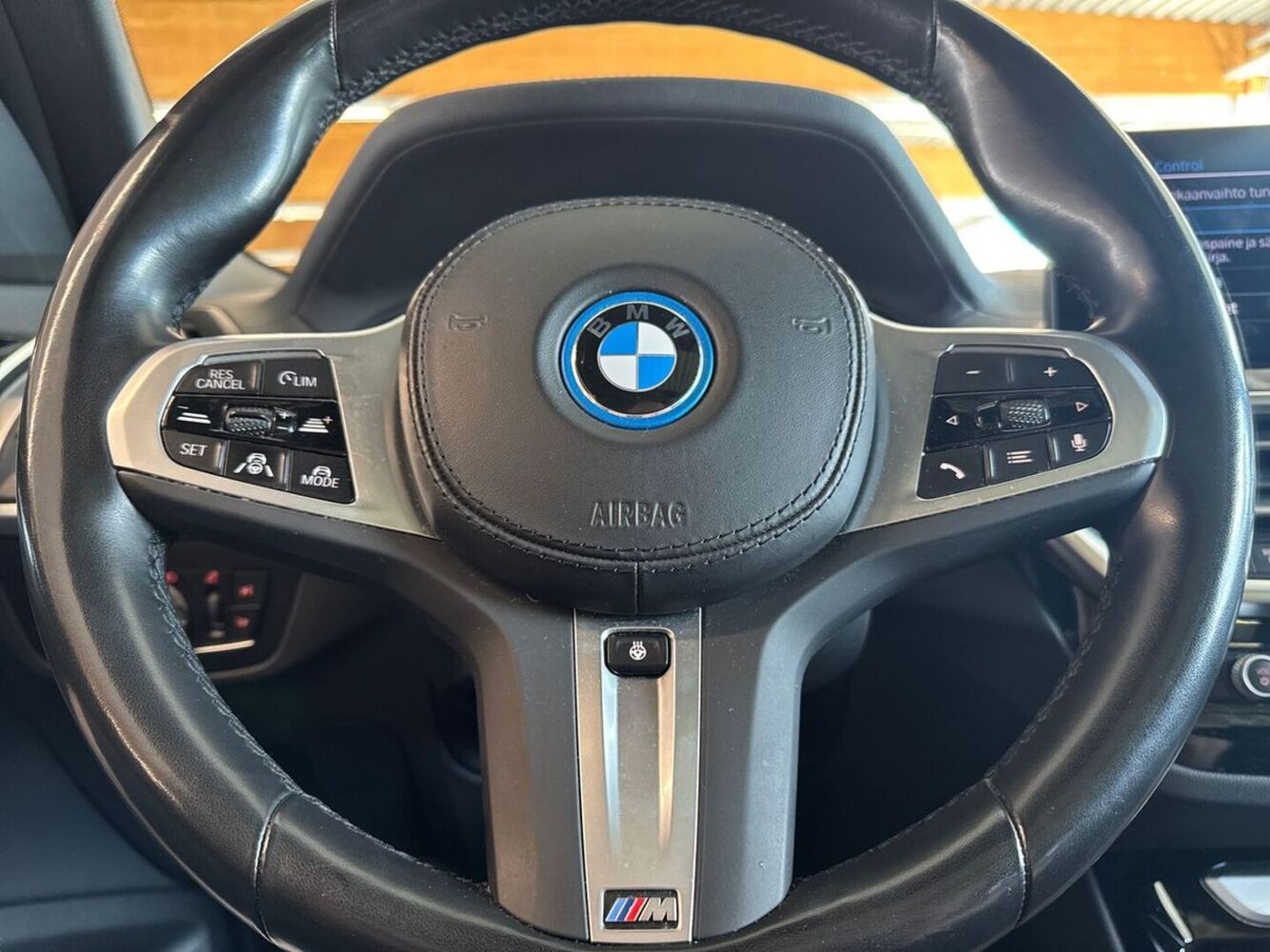 BMW iX3 vaihtoauto