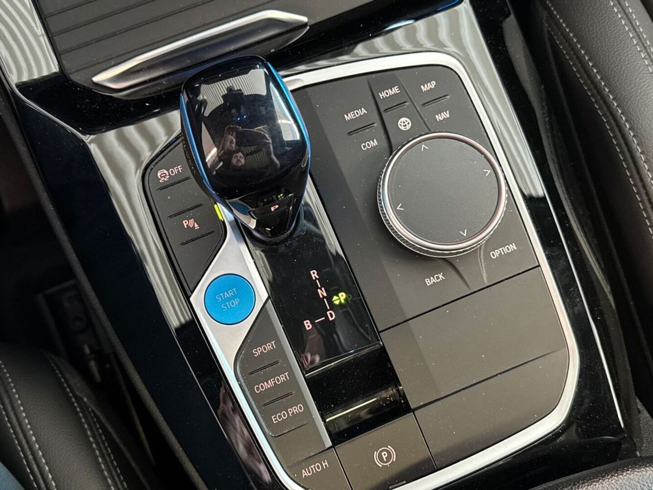 BMW iX3 vaihtoauto