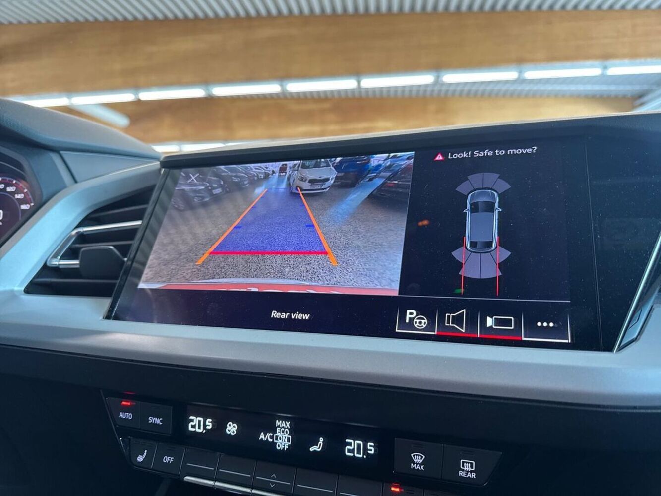 Audi Q4 e-tron vaihtoauto