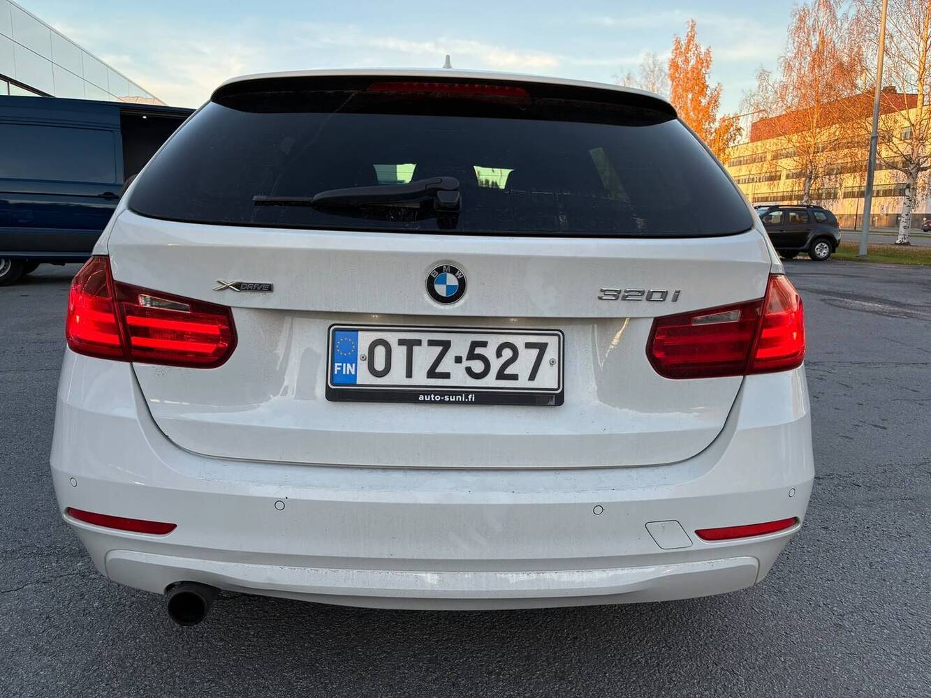 BMW 320 vaihtoauto