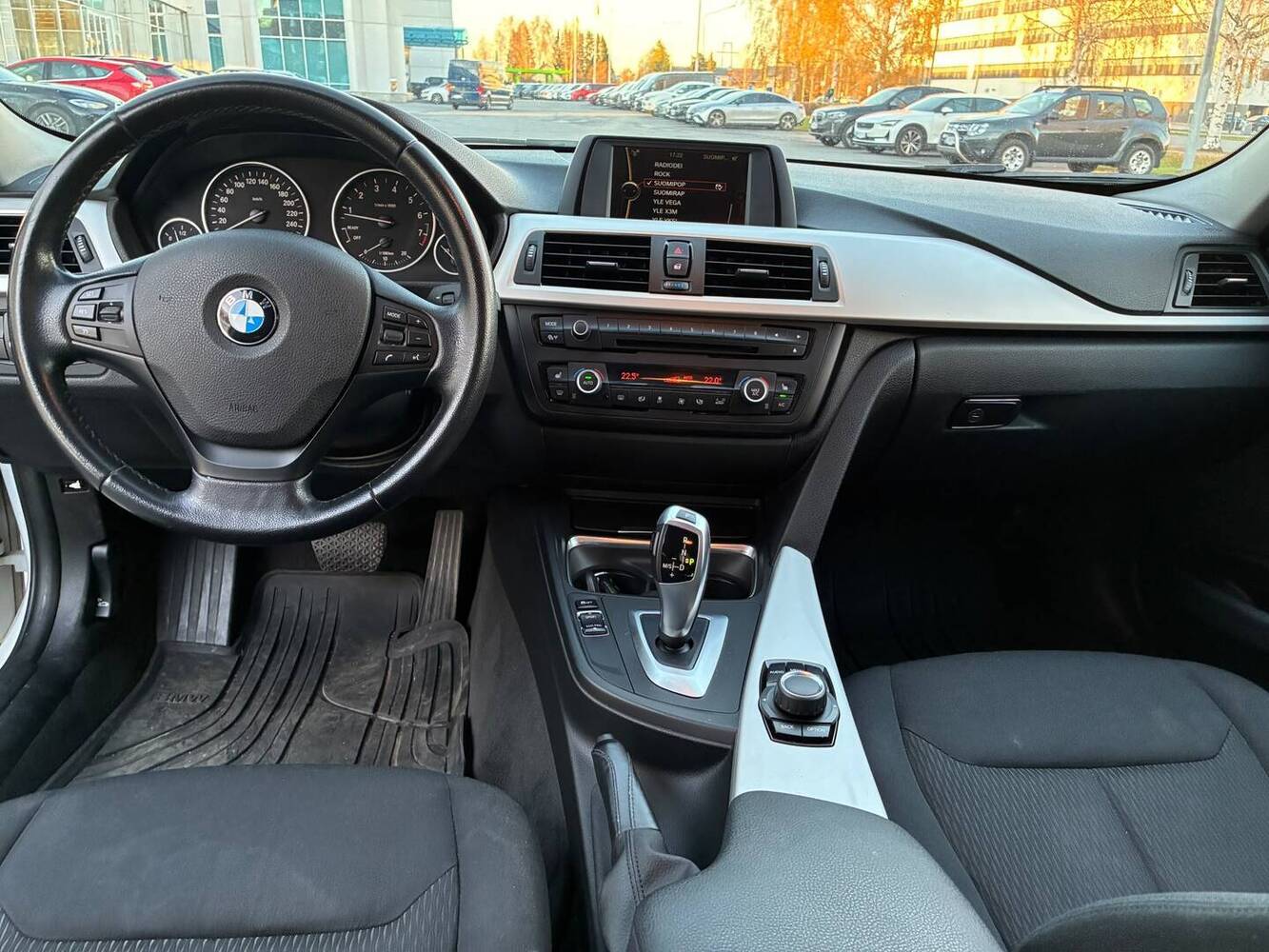 BMW 320 vaihtoauto