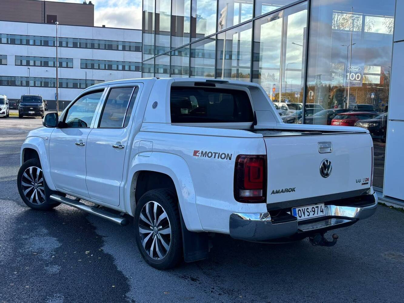 Volkswagen Amarok vaihtoauto