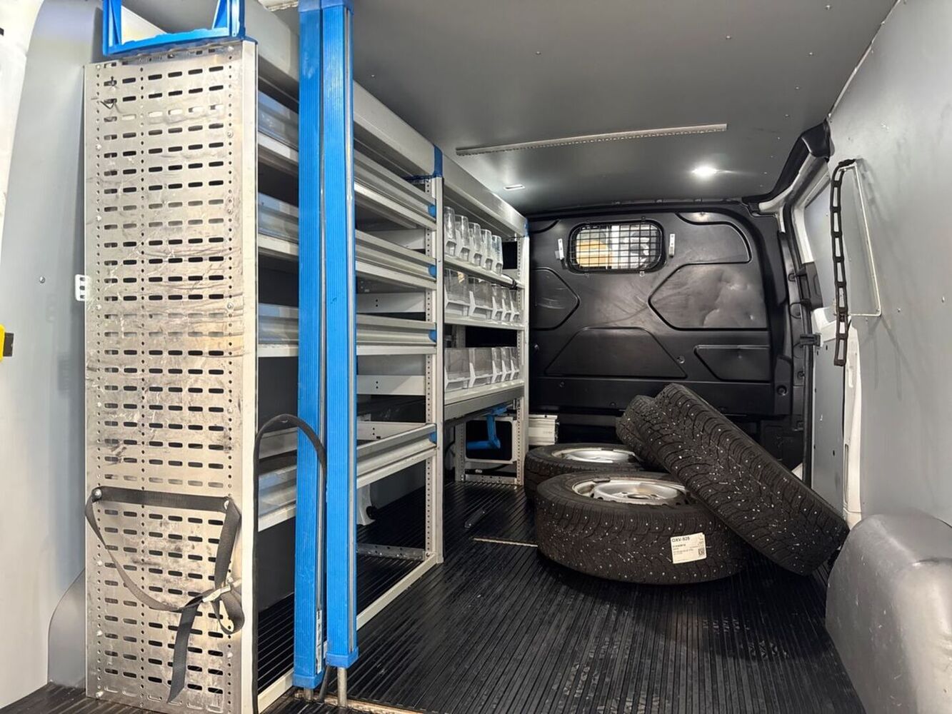 Ford Transit Custom vaihtoauto