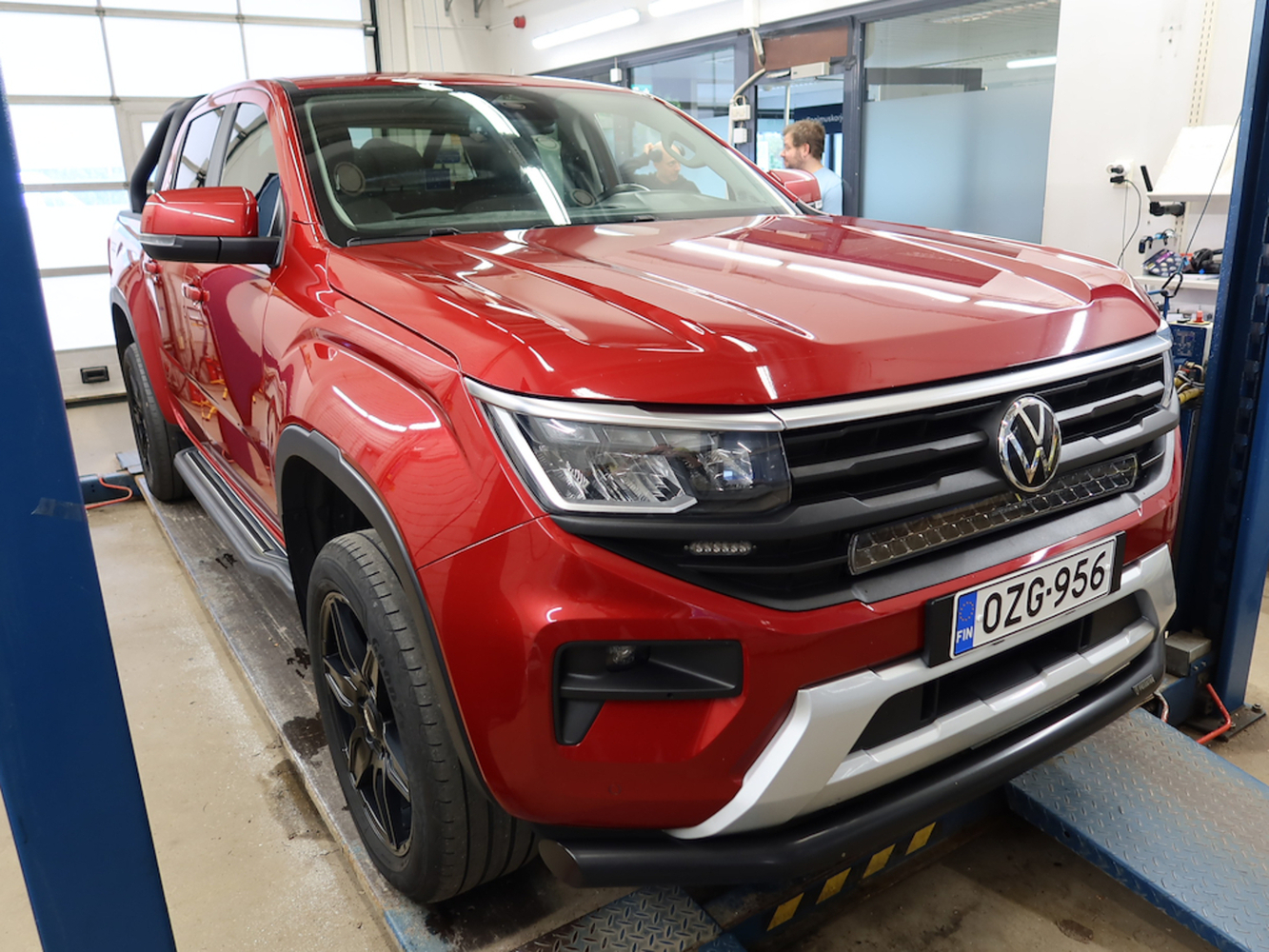 Volkswagen Amarok vaihtoauto
