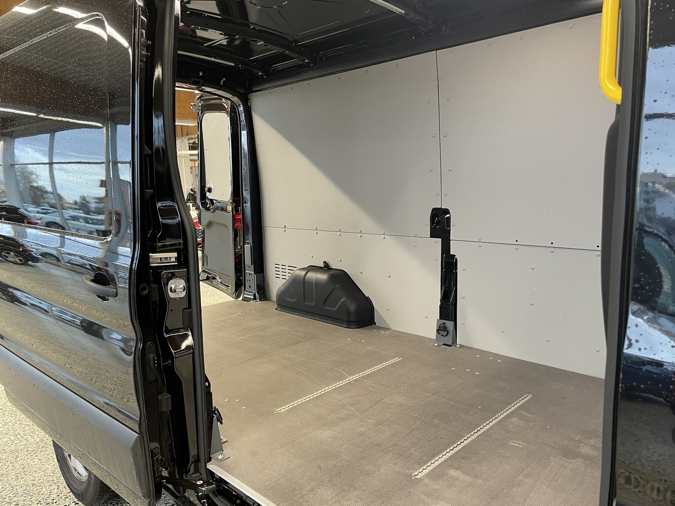 Ford Transit vaihtoauto