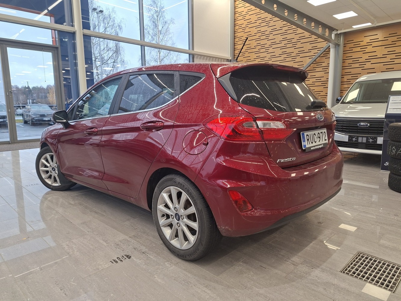 Ford Fiesta vaihtoauto