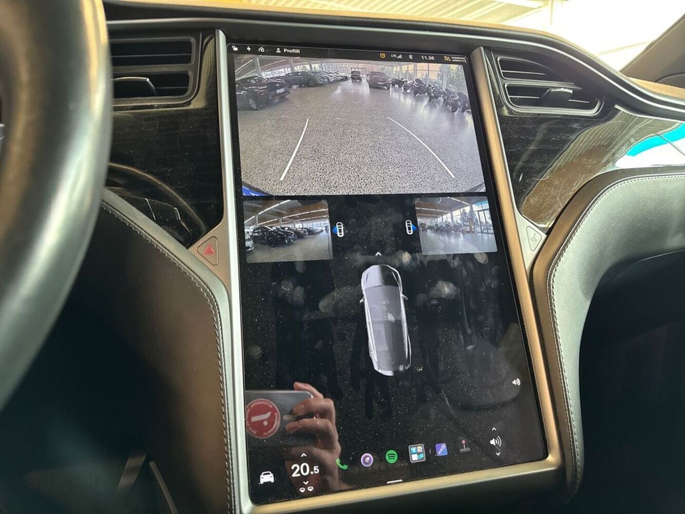 Tesla Model X vaihtoauto