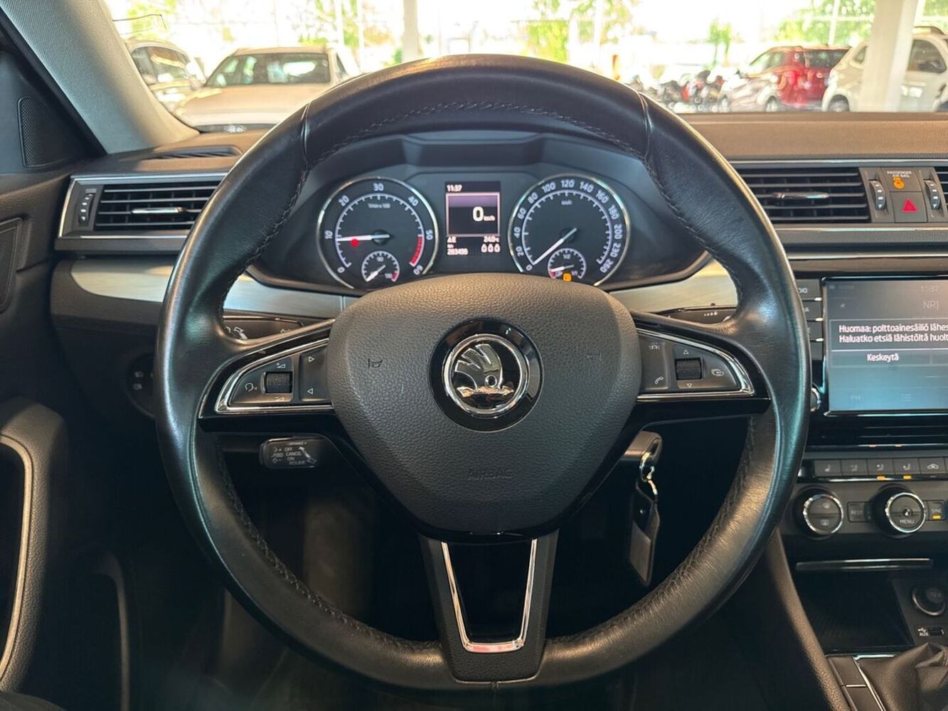 Skoda Superb vaihtoauto