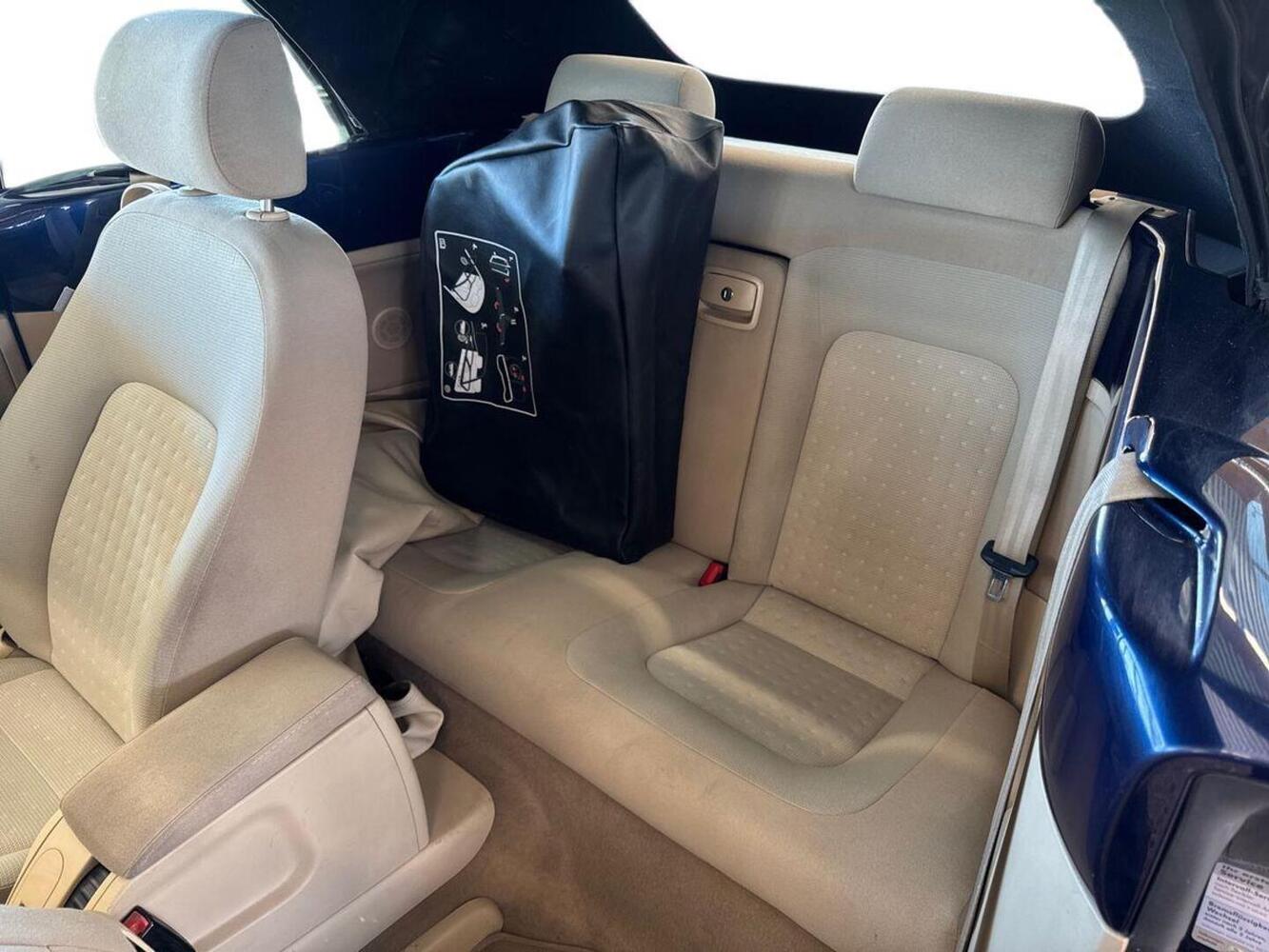 Volkswagen New Beetle vaihtoauto