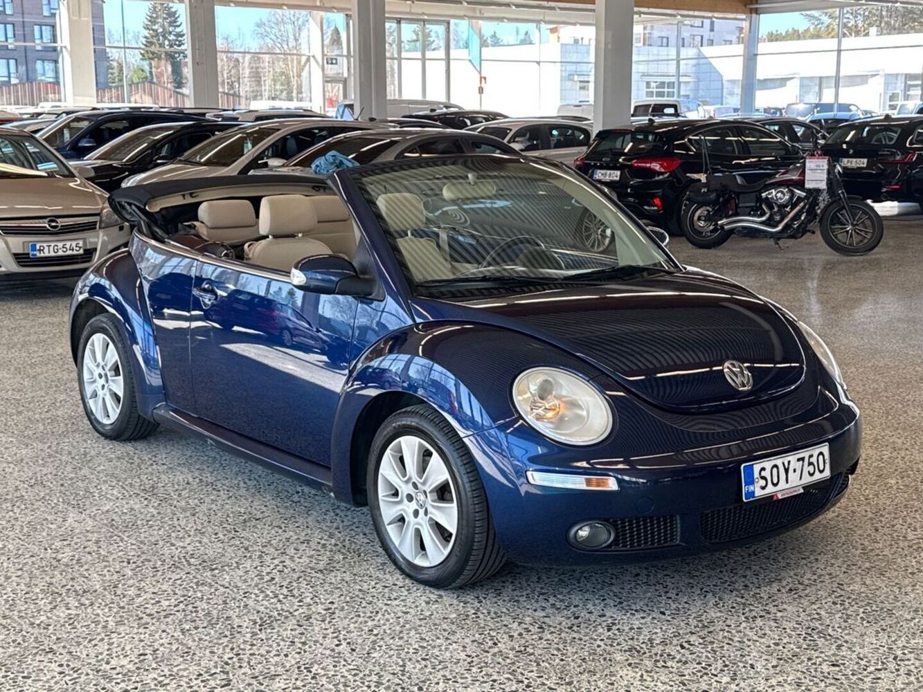 Volkswagen New Beetle vaihtoauto
