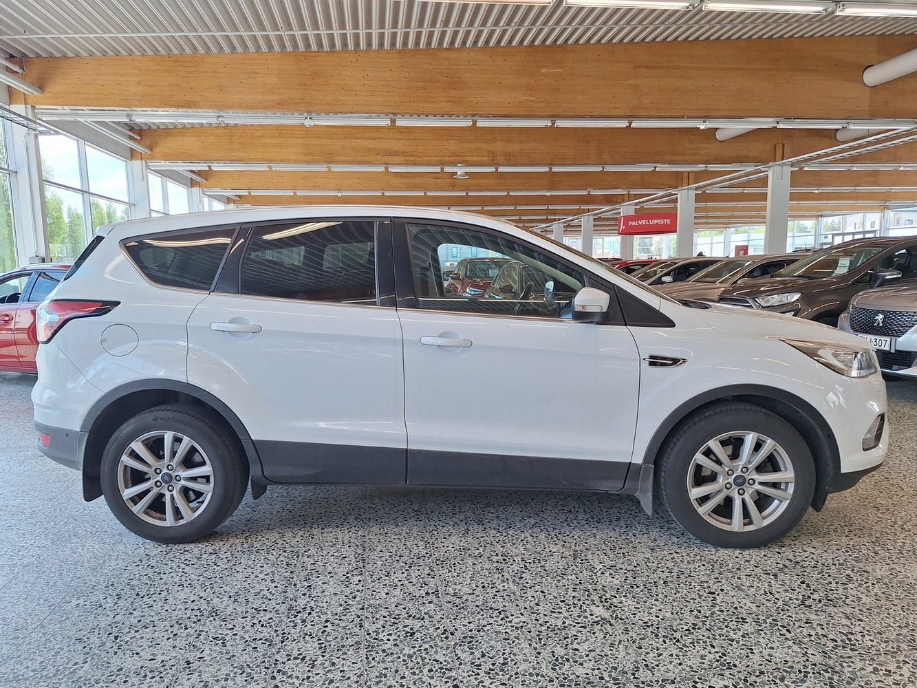 Ford Kuga vaihtoauto
