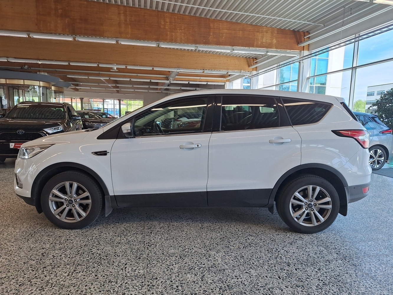 Ford Kuga vaihtoauto