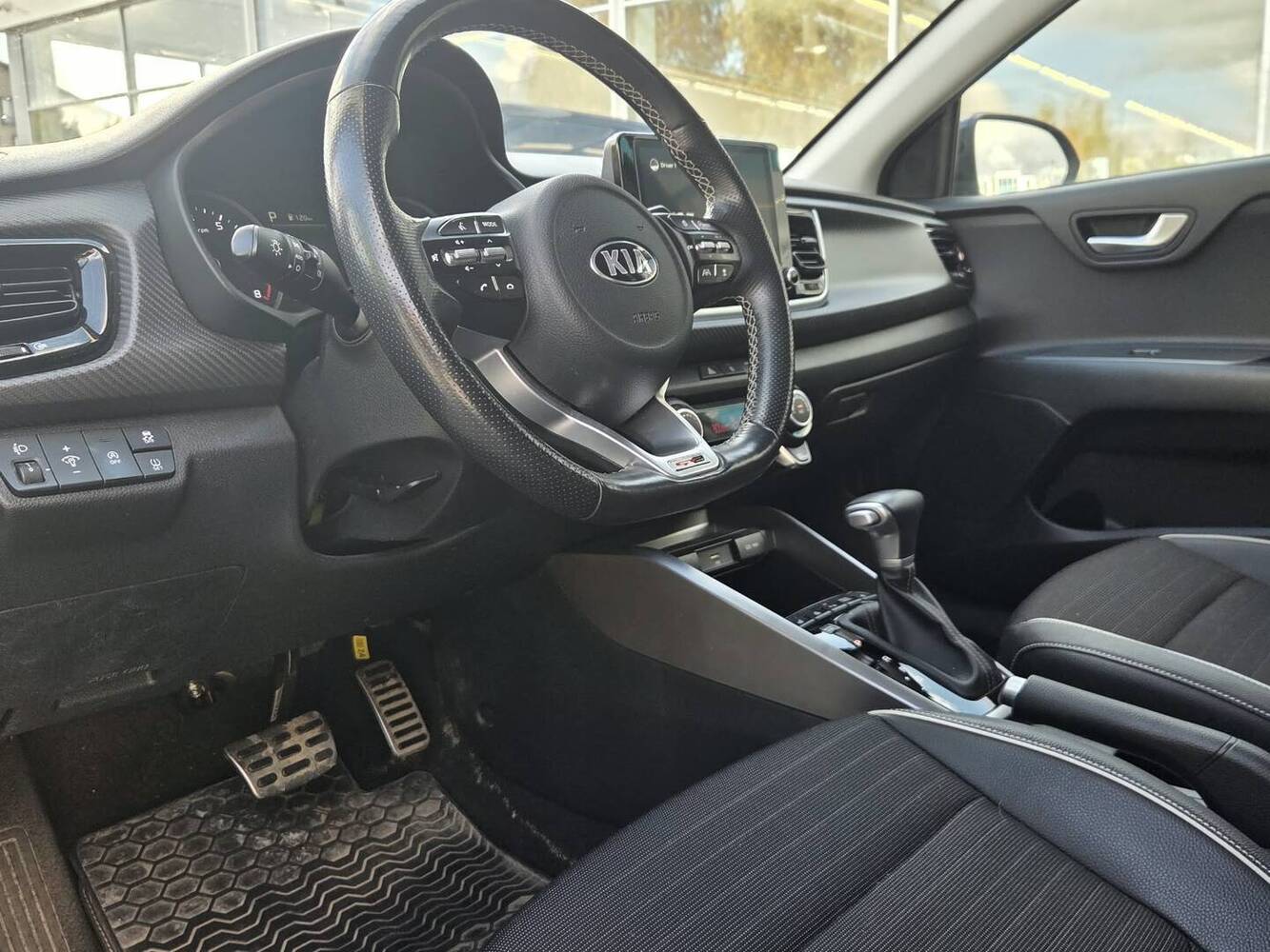 Kia Rio vaihtoauto