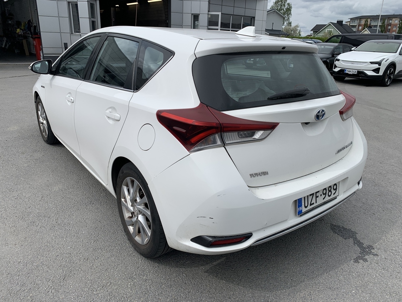Toyota Auris vaihtoauto