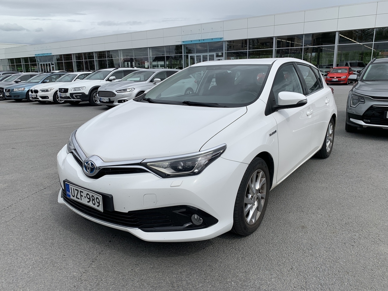 Toyota Auris vaihtoauto