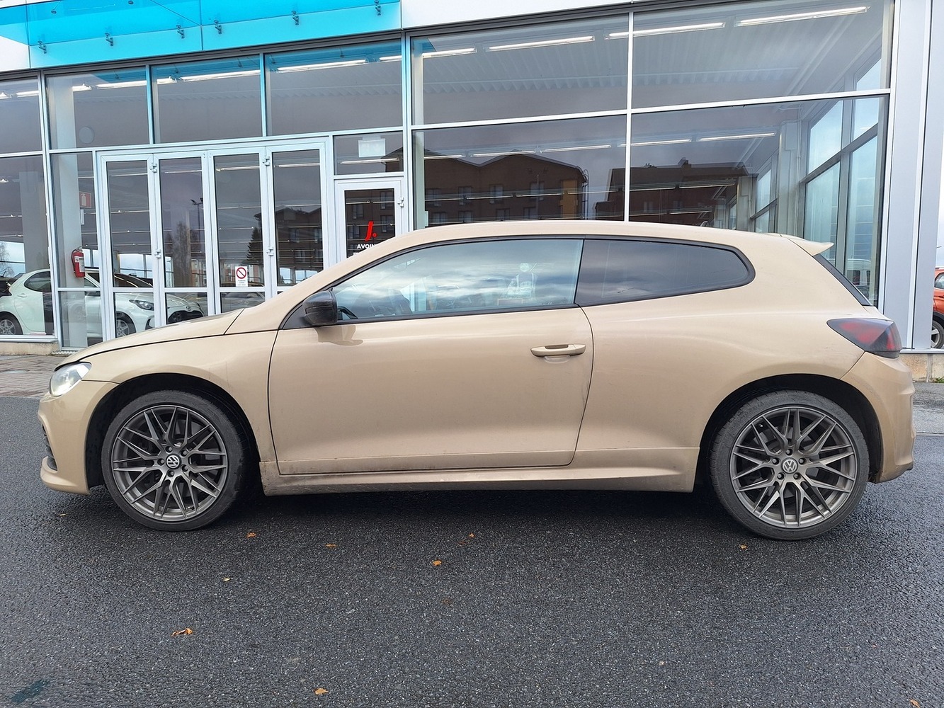 Volkswagen Scirocco vaihtoauto
