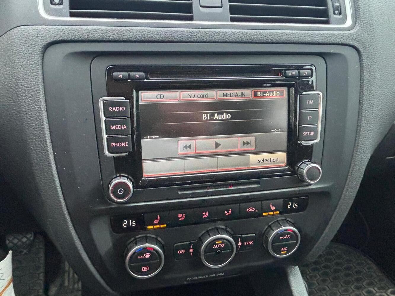 Volkswagen Jetta vaihtoauto