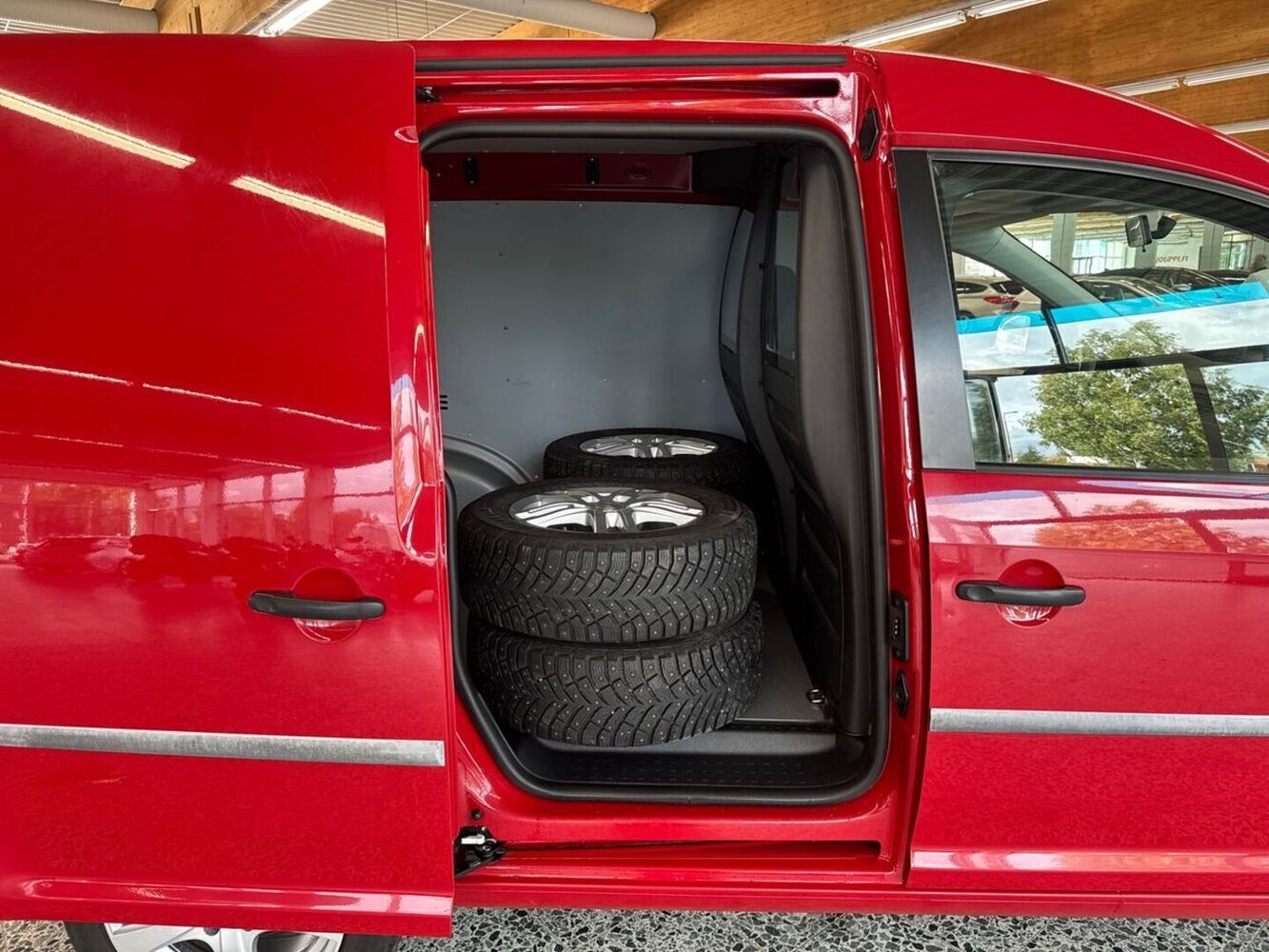 Volkswagen Caddy vaihtoauto