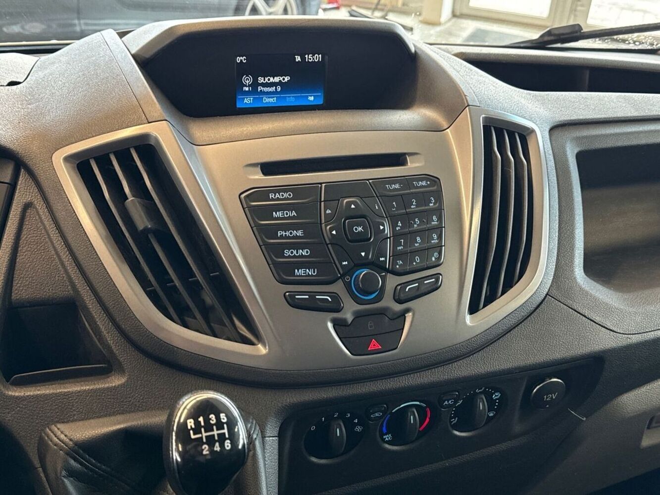 Ford Transit vaihtoauto