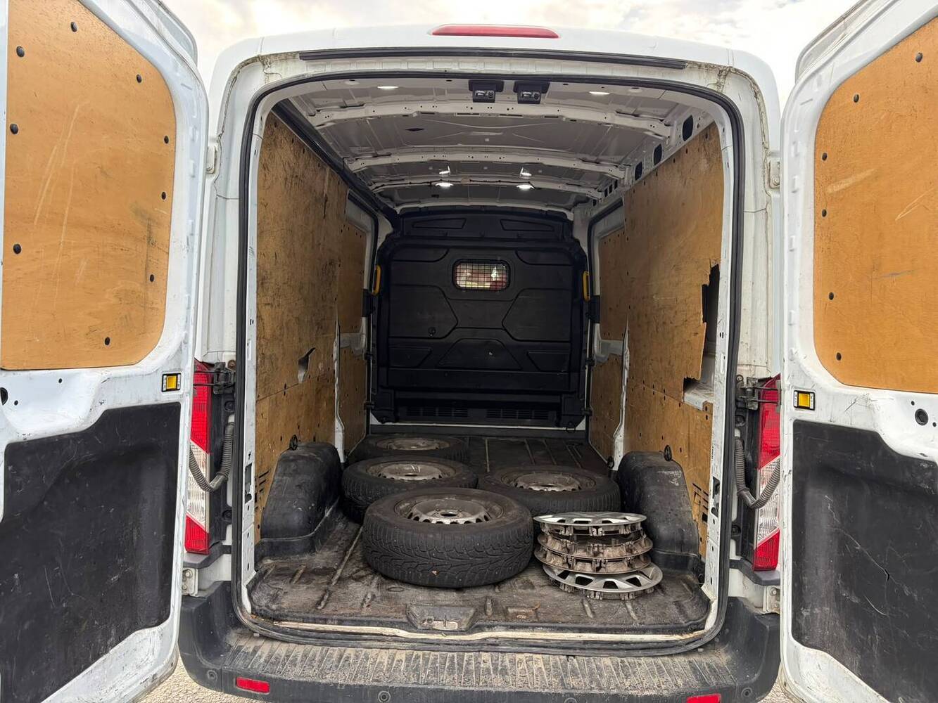 Ford Transit vaihtoauto