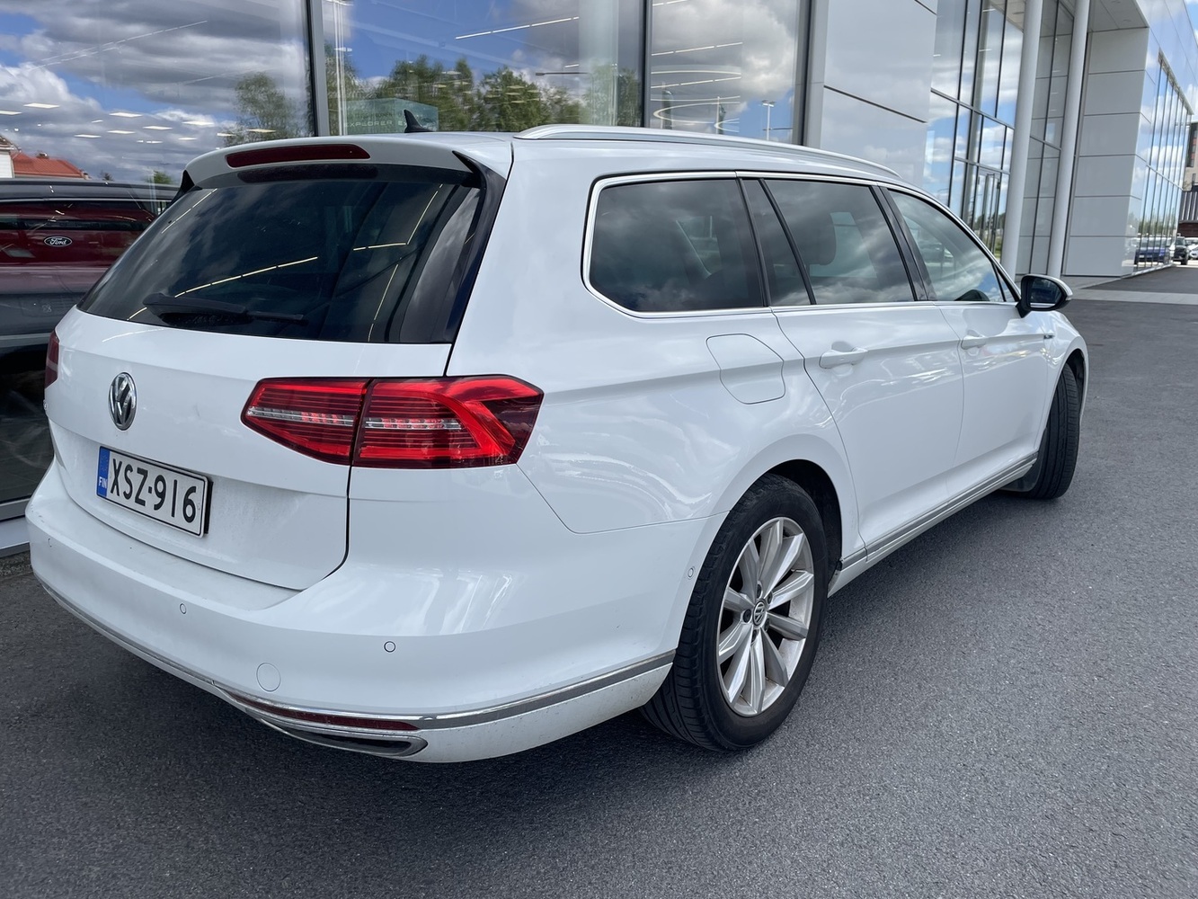 Volkswagen Passat vaihtoauto
