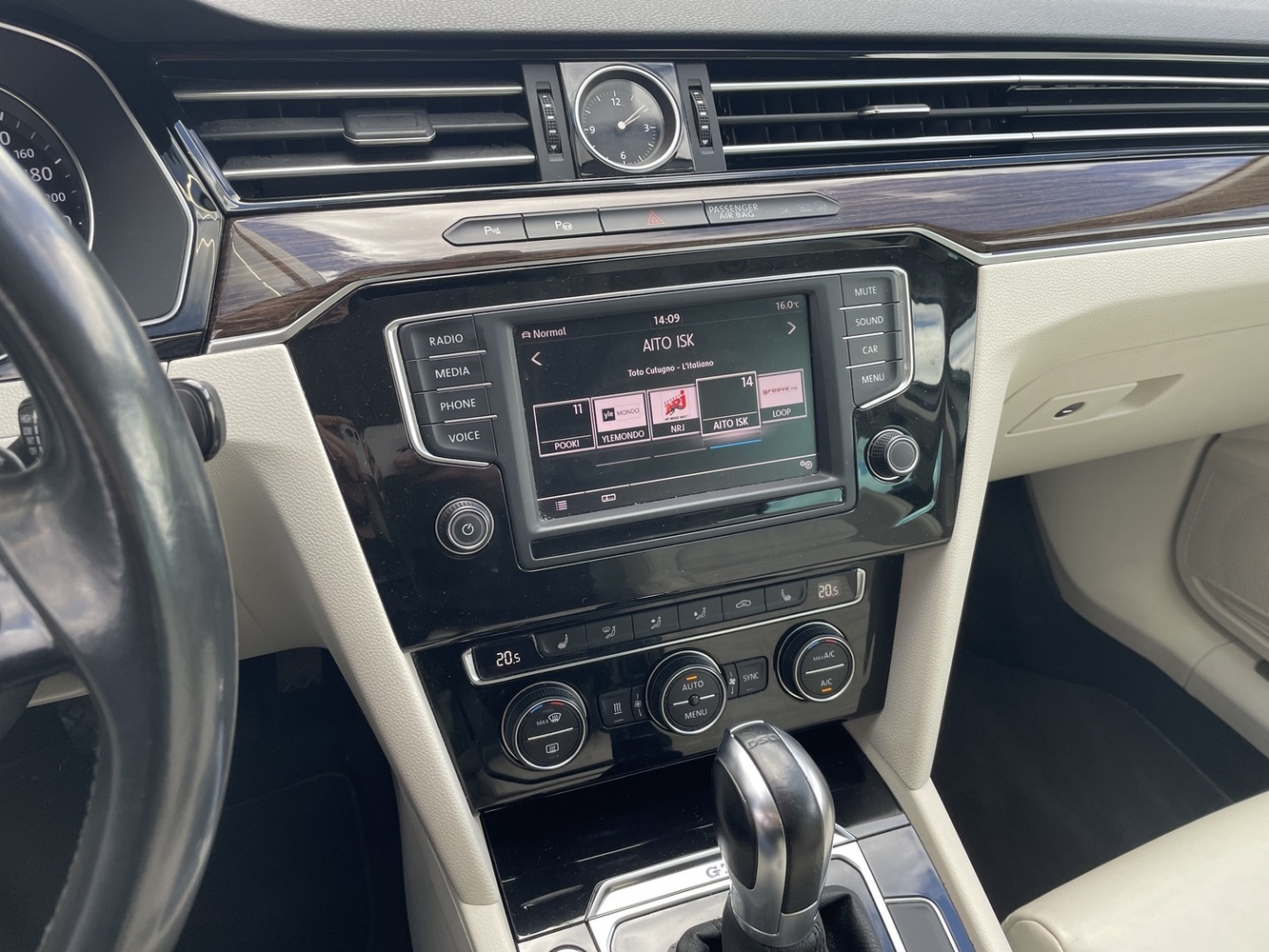 Volkswagen Passat vaihtoauto
