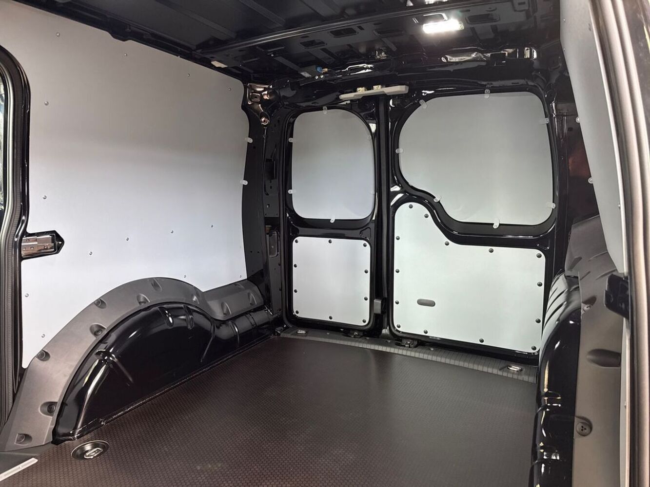 Ford Transit Connect vaihtoauto