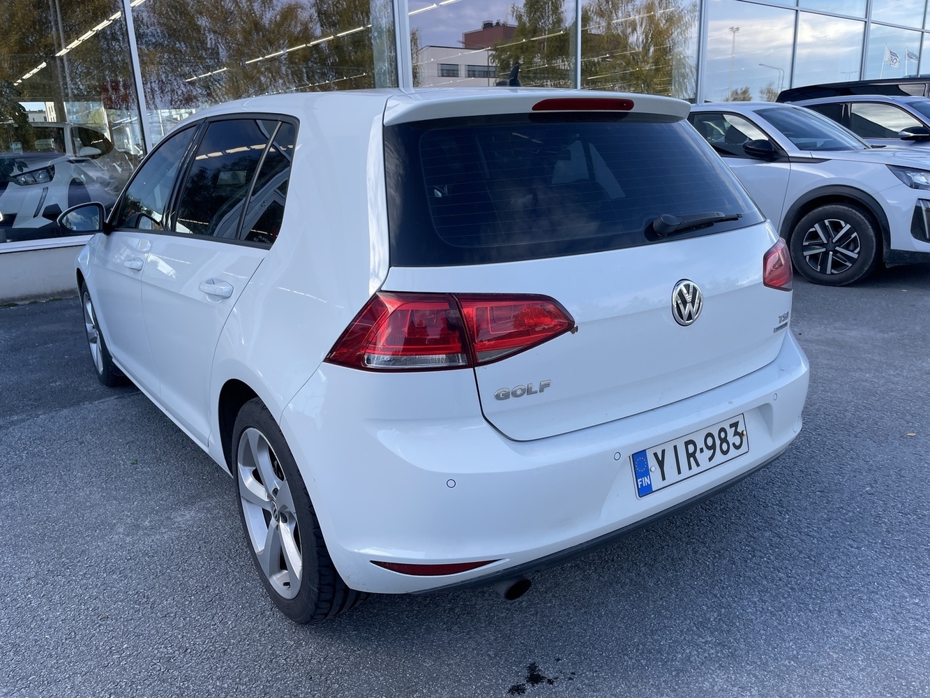 Volkswagen Golf vaihtoauto