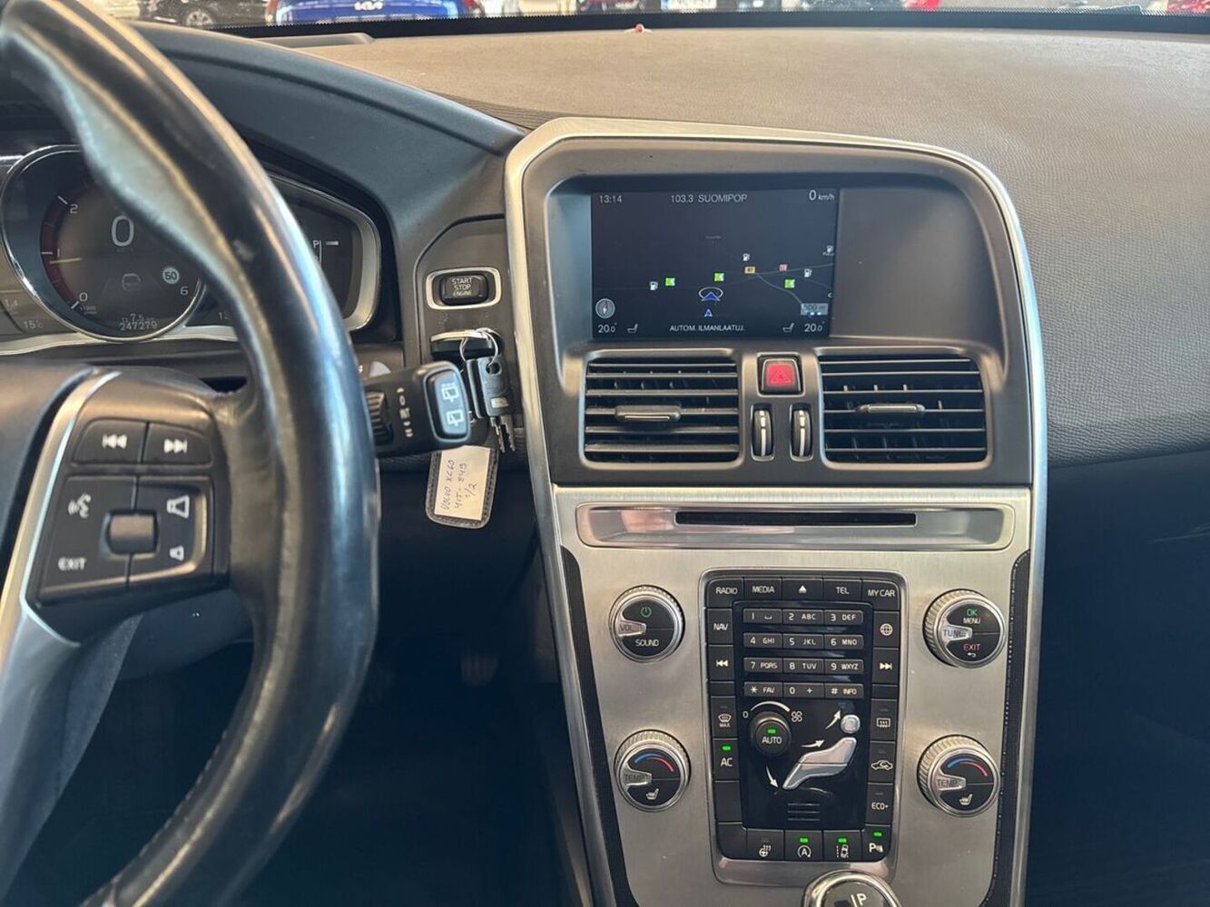 Volvo XC60 vaihtoauto