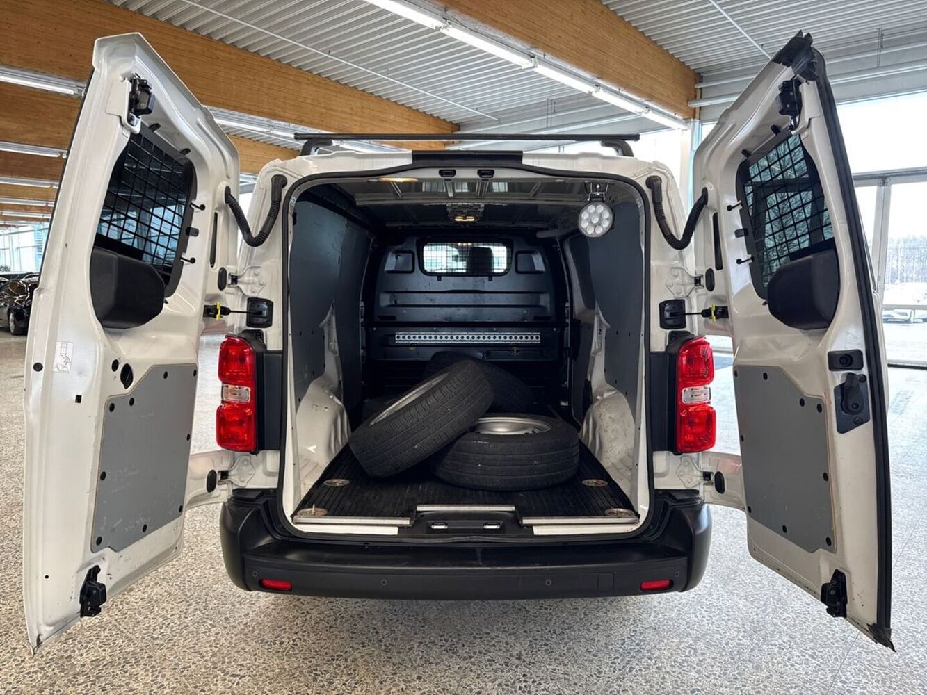 Toyota Proace vaihtoauto