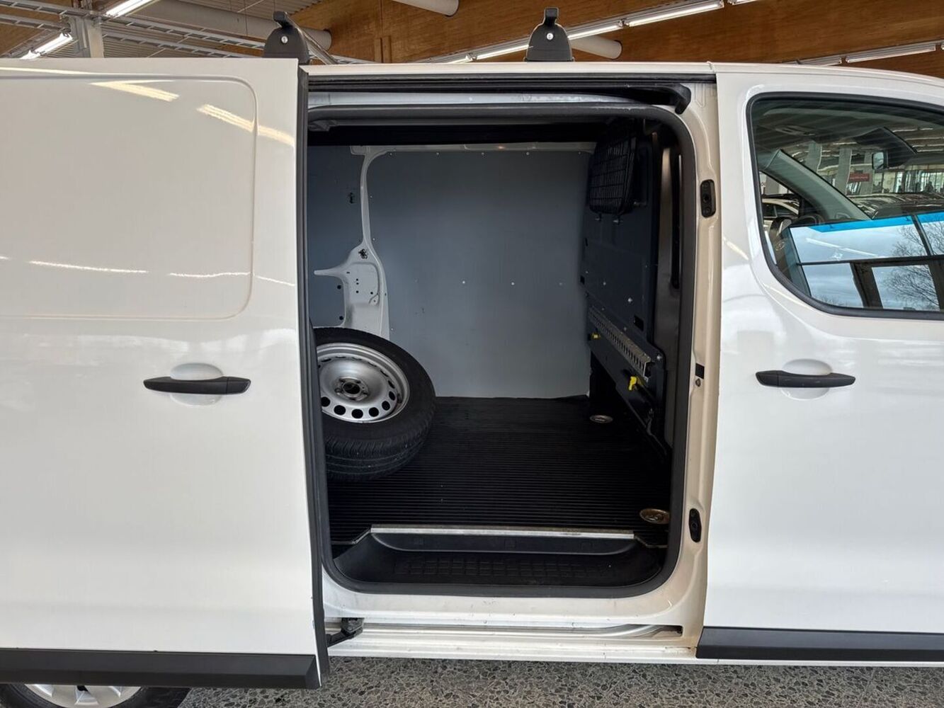 Toyota Proace vaihtoauto