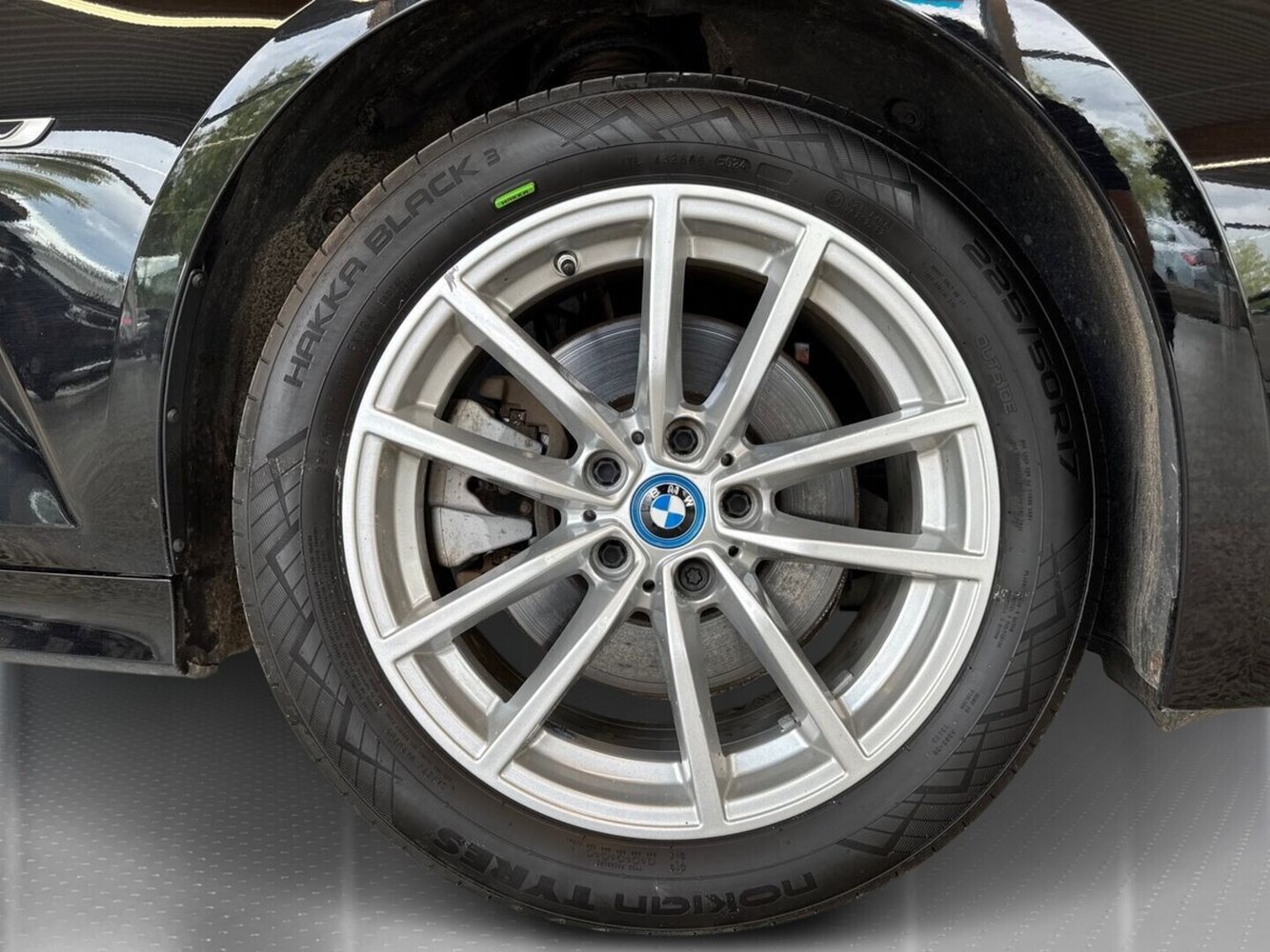 BMW 330 vaihtoauto
