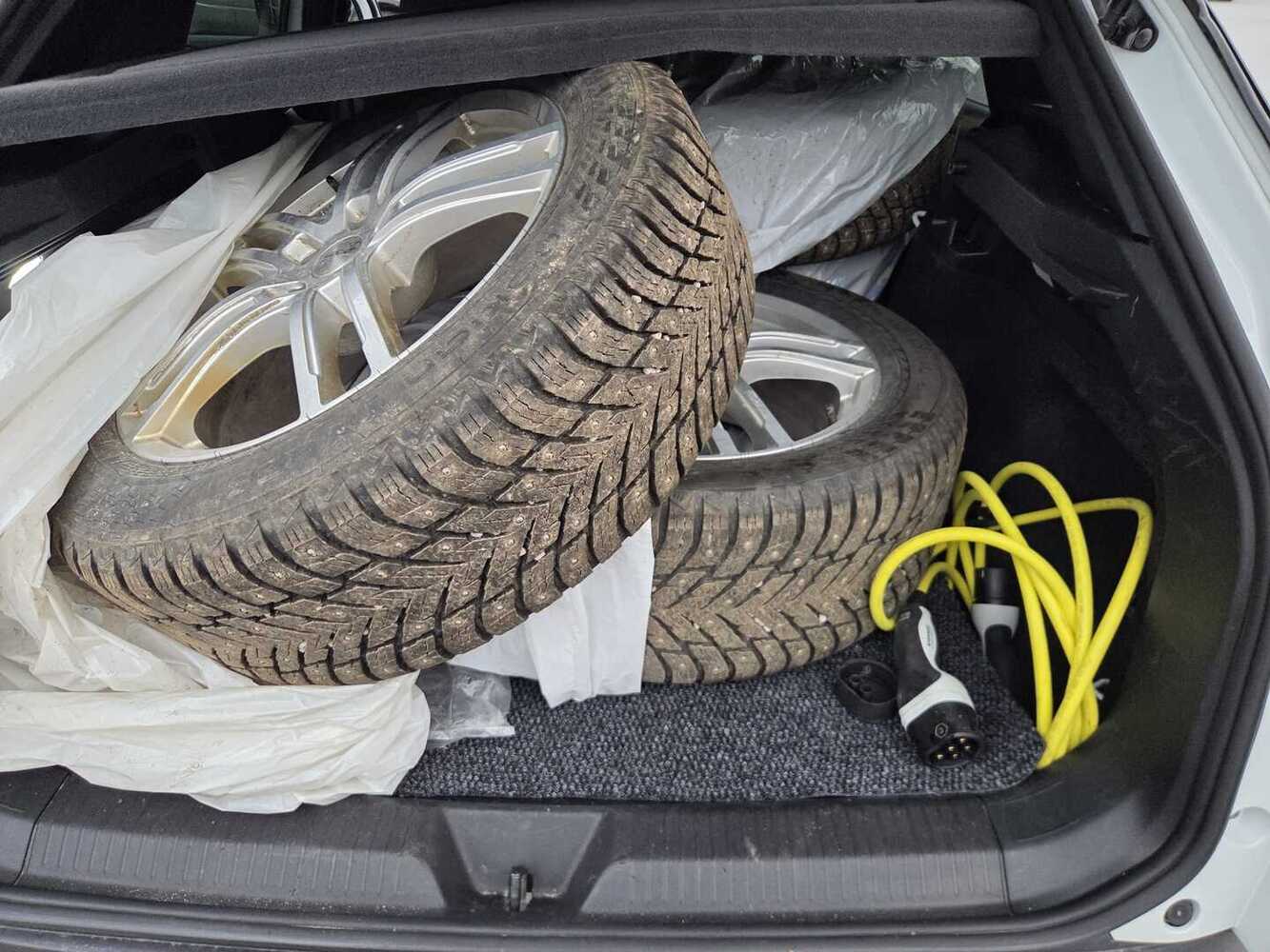 Volkswagen ID.4 vaihtoauto