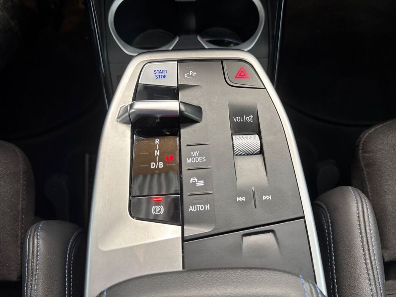 BMW iX1 vaihtoauto