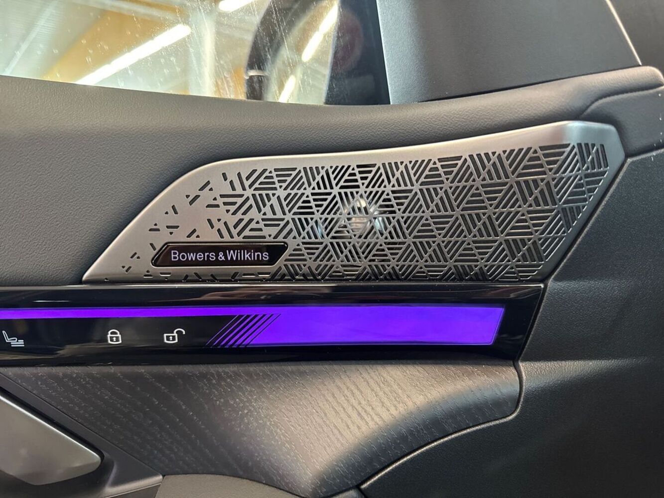 BMW i5 vaihtoauto