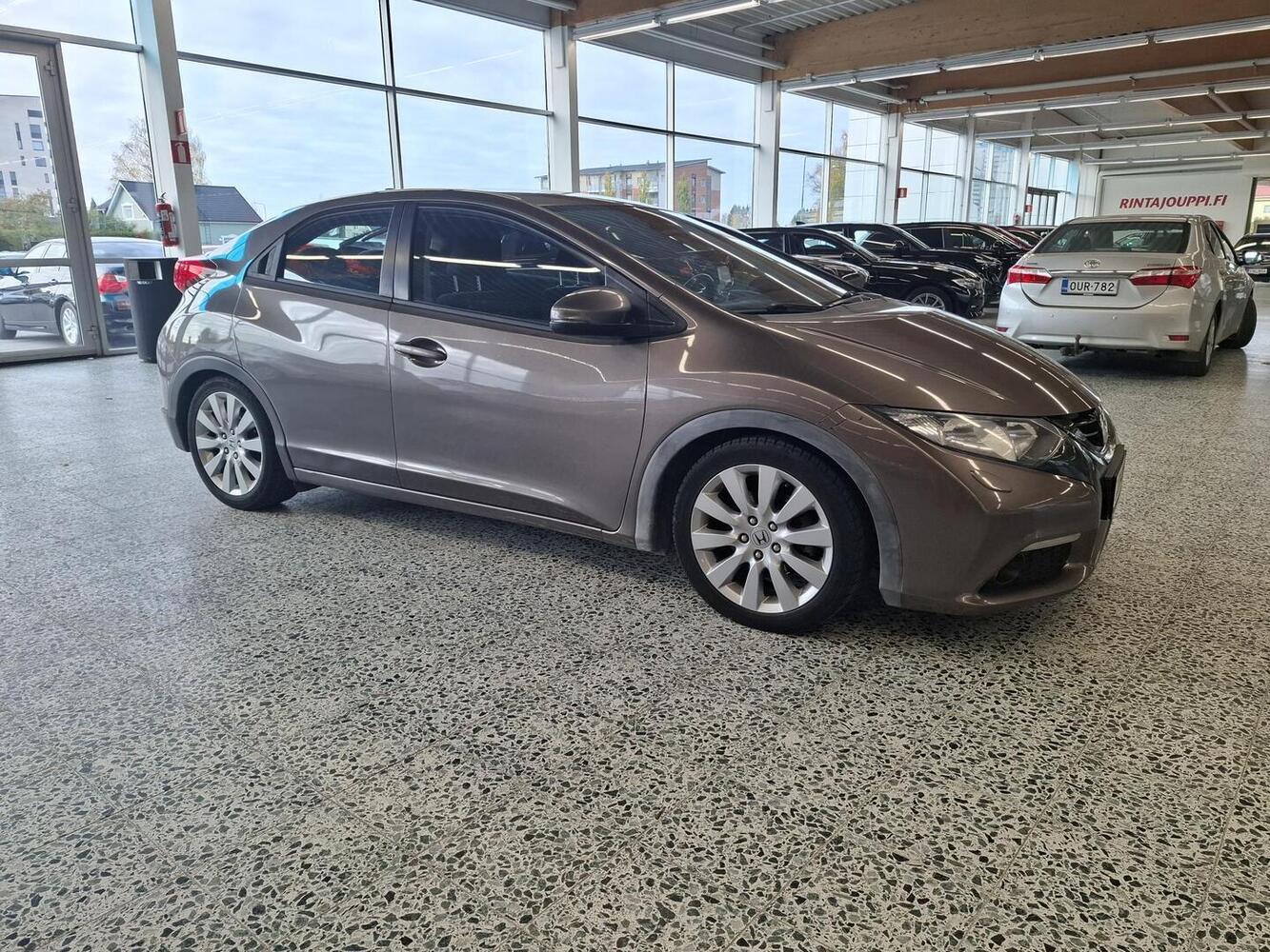 Honda Civic vaihtoauto
